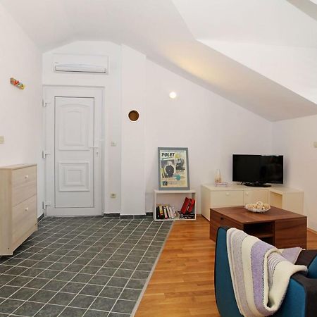 Superb Penthouse Luna Apartment Bol Exterior photo